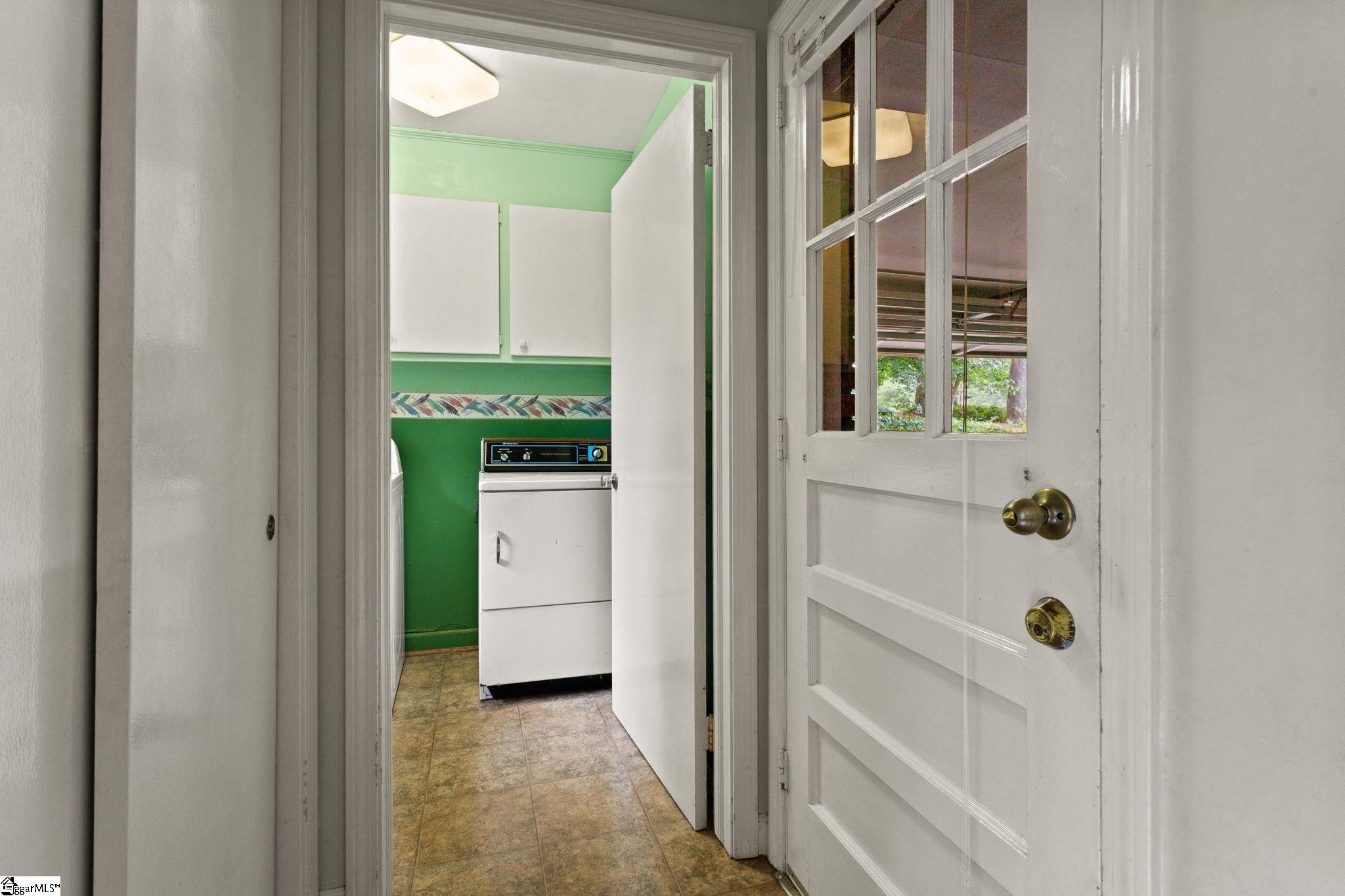 106 Spring Forest Road Greenville, SC 29615 - Photo 12 of 36 Gallery Image 12