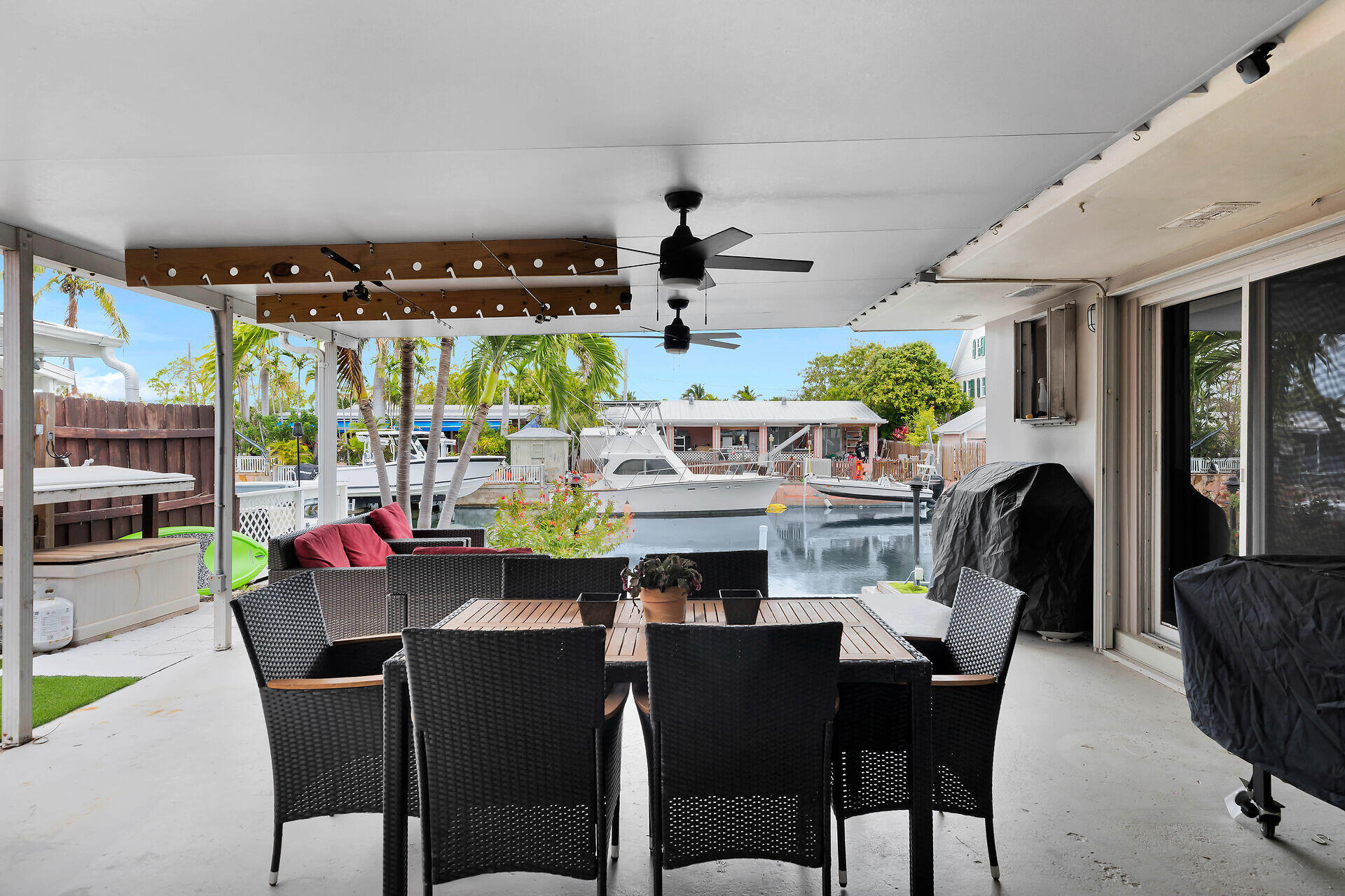 34 Key Haven Road Key Haven, FL 33040 - Photo 16 of 34 11.3-34 Key Haven Rd WEB9