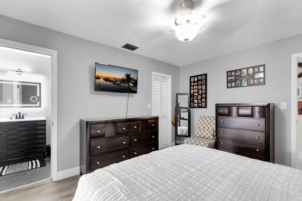 $1,395,000 | 34 Key Haven Road, Key Haven, FL 33040