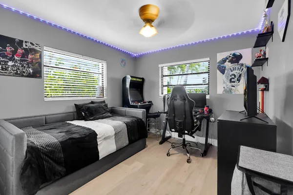 $1,395,000 | 34 Key Haven Road, Key Haven, FL 33040