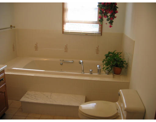109 Selwyn Road Randolph, MA 02368 - Photo 3 of 14 Gallery Image 3