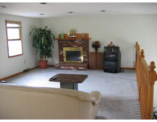 109 Selwyn Road Randolph, MA 02368 - Photo 9 of 14 Gallery Image 9