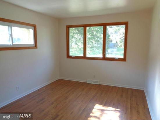 174 Cinder Road Lutherville-Timonium, MD 21093 - Photo 6 of 22 Bedroom (Master)