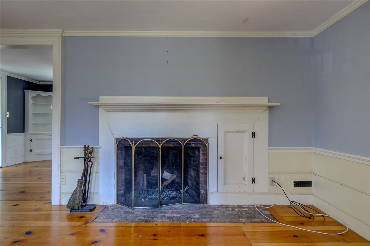 421 South Road Rye, NH 03870 - Photo 8 of 37