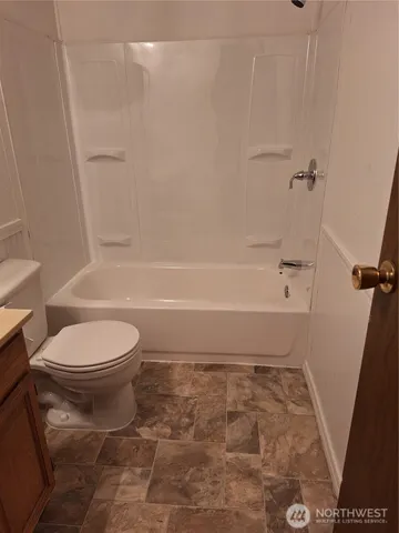 $155,000 | 5714 118th Ave Court East, Unit 15, Puyallup, WA 98372