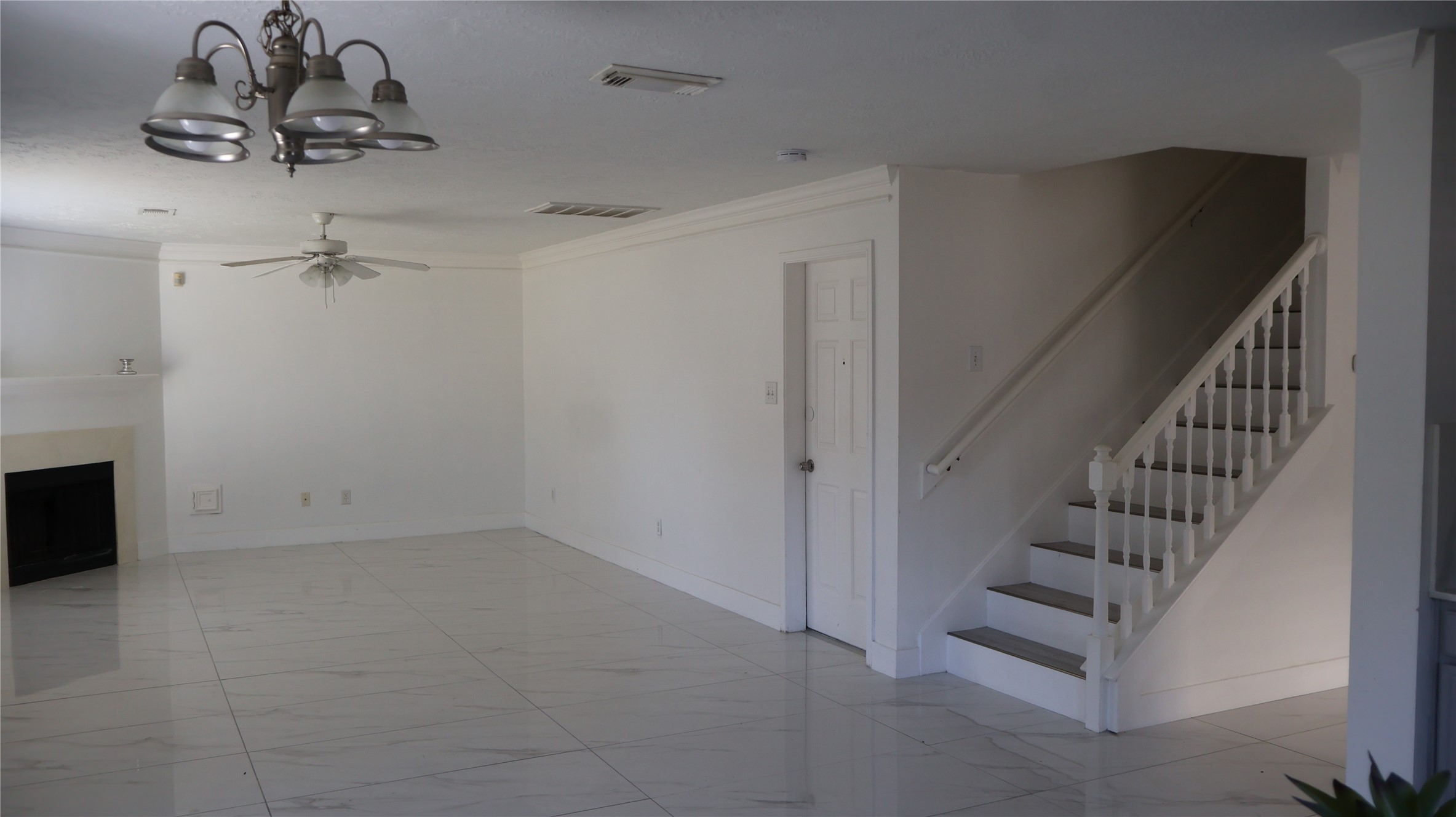 710 Hidden Ridge West Houston, TX 77073 - Photo 17 of 50 Gallery Image 17
