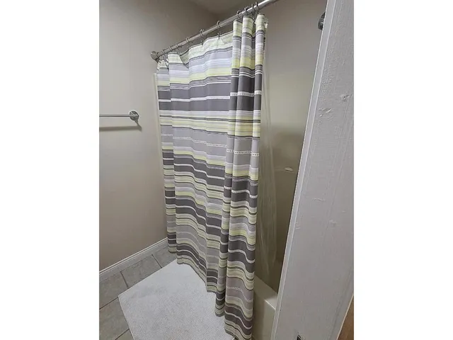 $439,900 | 1109 McCormack Drive, New Castle, IN 47362