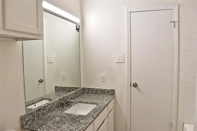 $150,000 | 7415 Kingswood Drive, Fort Worth, TX 76133