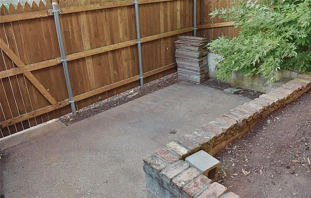 $150,000 | 7415 Kingswood Drive, Fort Worth, TX 76133