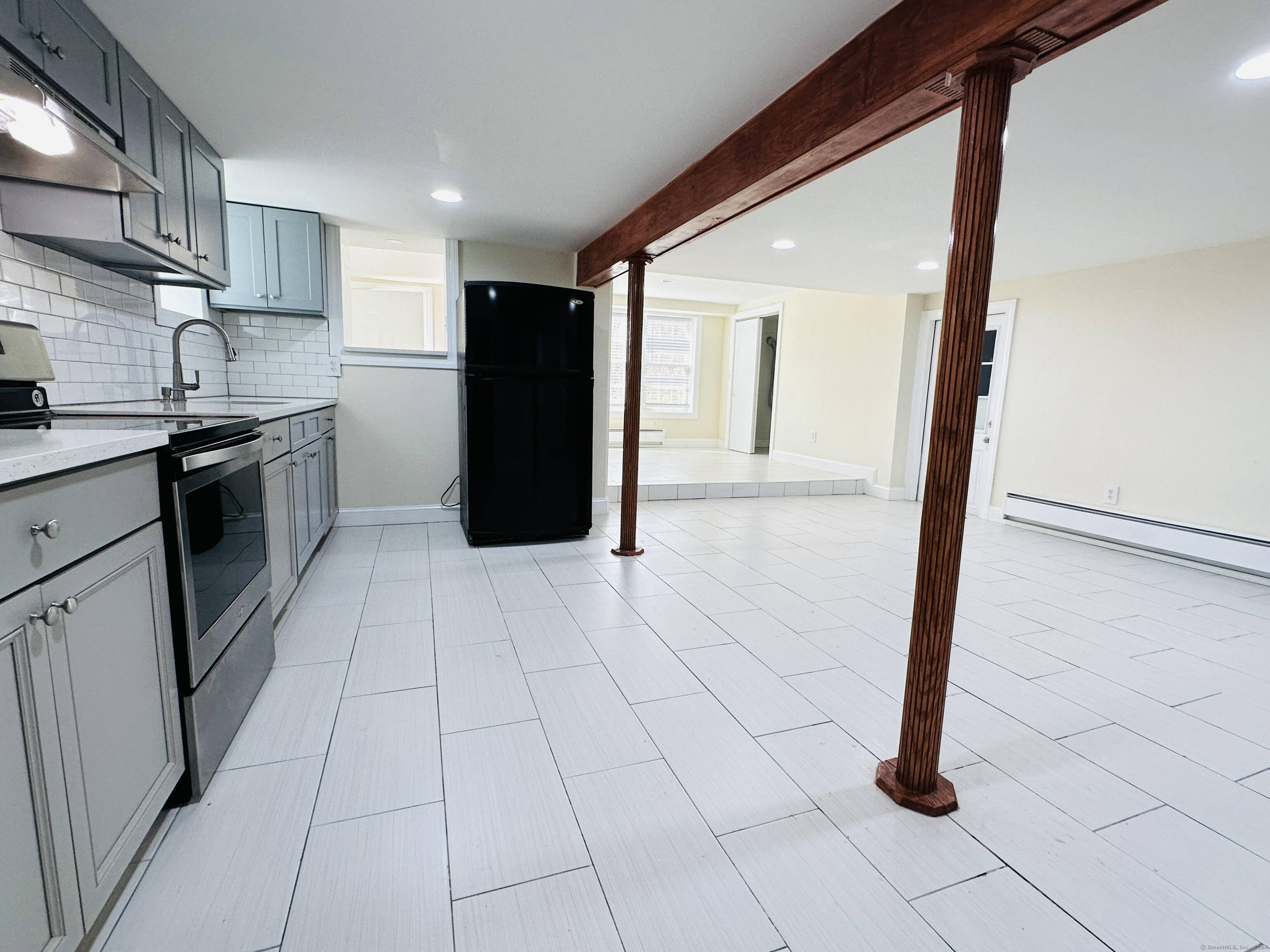 31 Brainerd Road Branford, CT 06405 - Photo 12 of 15