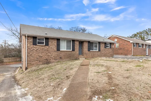 $549,900 | 8127 Bonnafair Drive, Hermitage, TN 37076