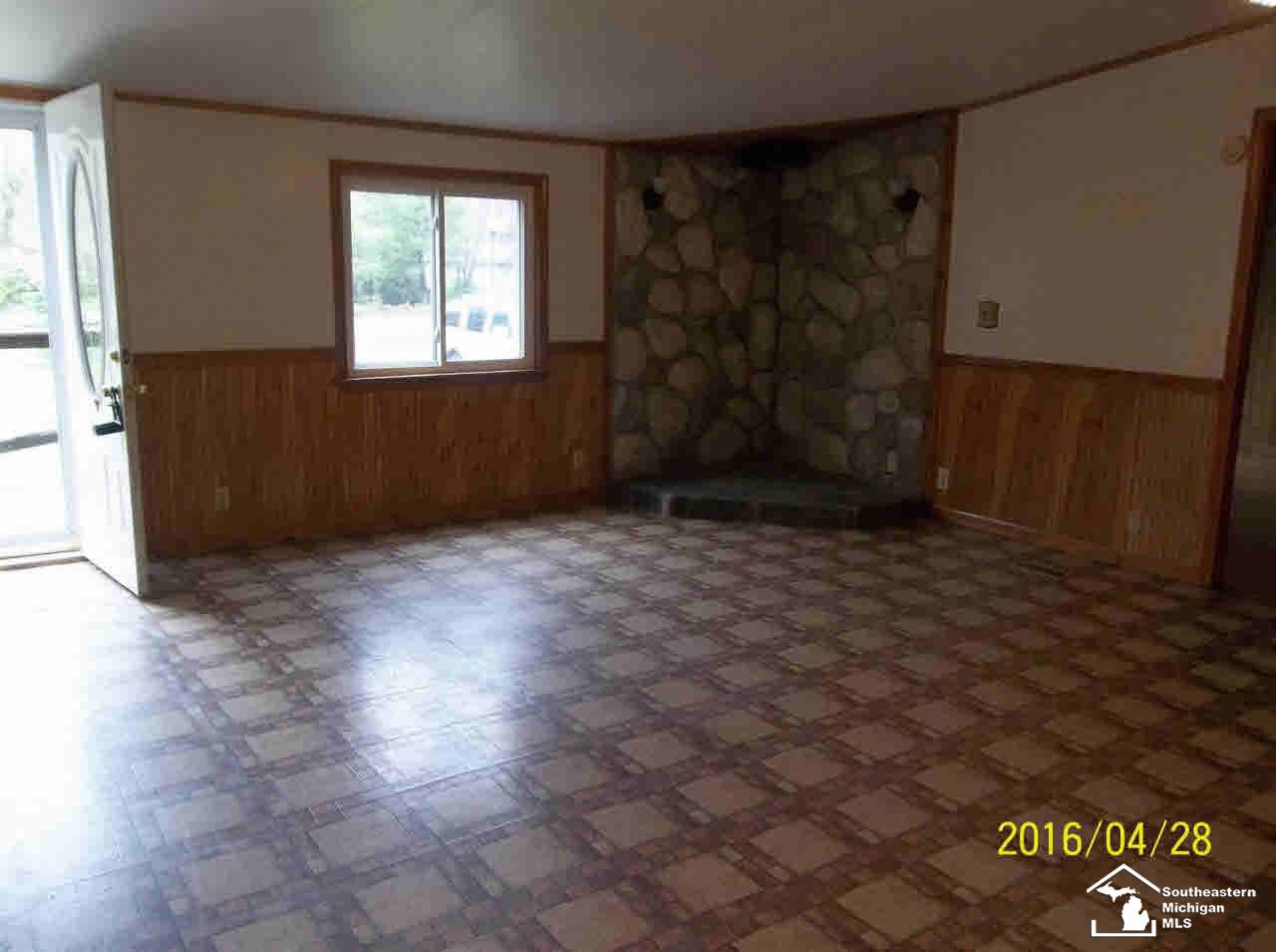 7697 Exeter Road Monroe, MI 48162 - Photo 3 of 8