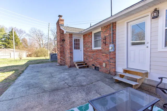 $349,000 | 2604 Hickory Drive, Springfield, TN 37172