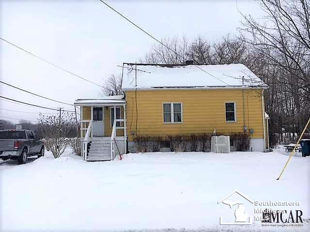 12449 Grafton Road Carleton, MI 48117 - Photo 4 of 14