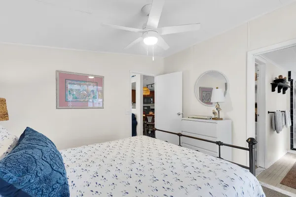 $549,999 | 11 Oakwood Avenue, Key Largo, FL 33037