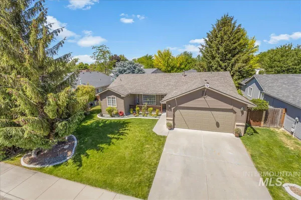 $385,000 | 1379 North Caterpillar Avenue, Kuna, ID 83634