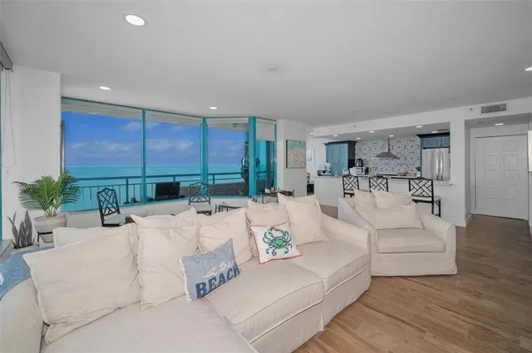 a view of a tennis court