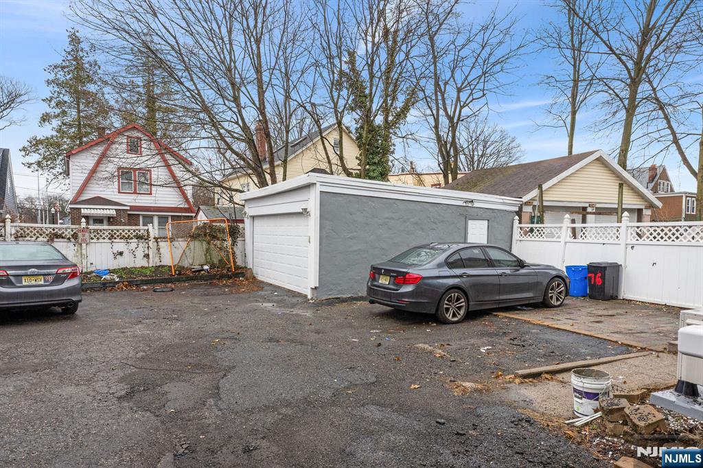 76 Mission Street Montclair, NJ 07042 - Photo 4 of 50