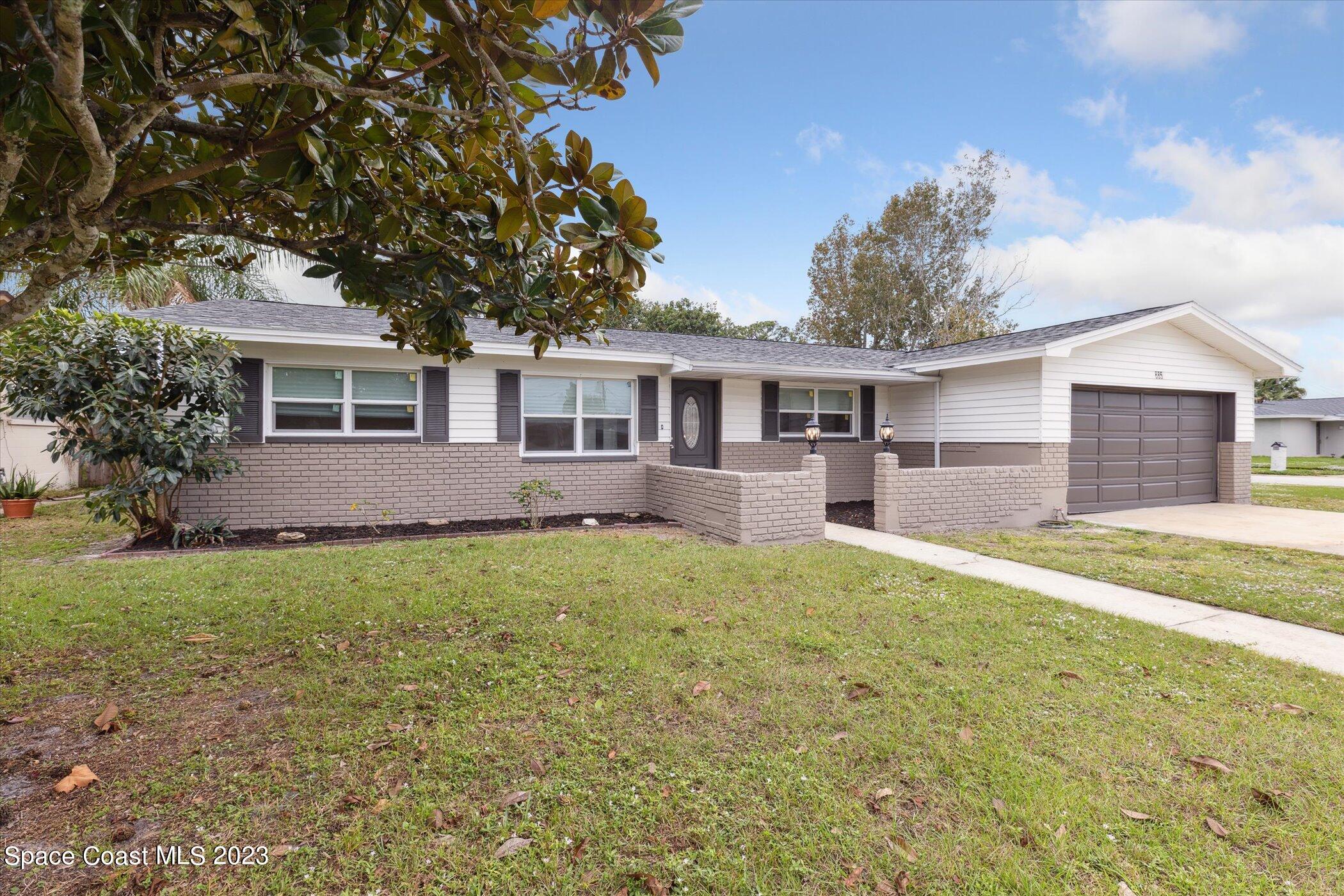 885 Kings Post Road Rockledge, FL 32955 - Photo 3 of 36 03-885-Kings-Post-Rd-Rockledge-FL-32955-