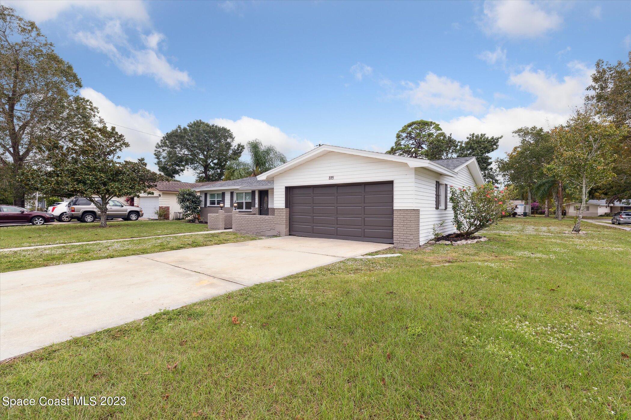 885 Kings Post Road Rockledge, FL 32955 - Photo 5 of 36 05-885-Kings-Post-Rd-Rockledge-FL-32955-