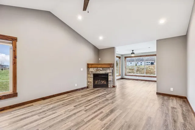 $419,900 | 2870 Coventry Circle, River Falls, WI 54022