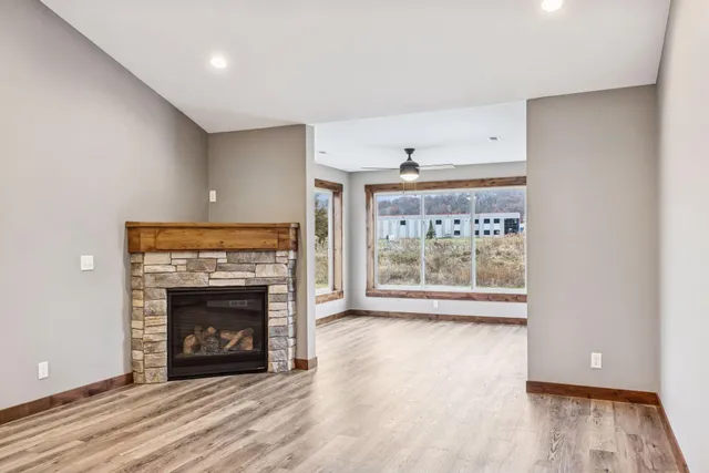 $419,900 | 2870 Coventry Circle, River Falls, WI 54022