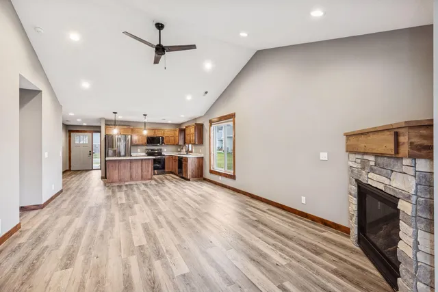 $419,900 | 2870 Coventry Circle, River Falls, WI 54022