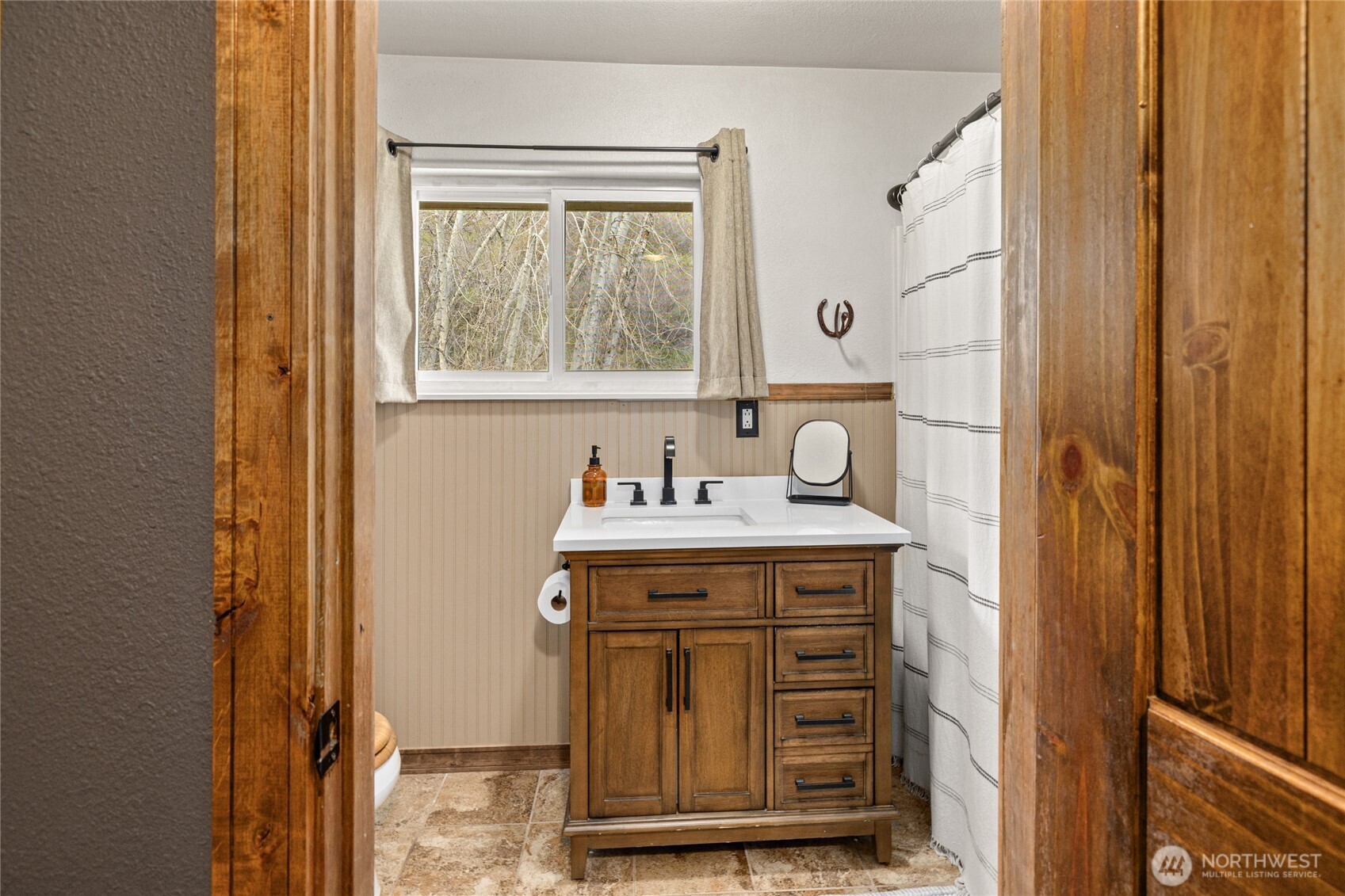 3661 East Taneum Road Thorp, WA 98946 - Photo 16 of 39