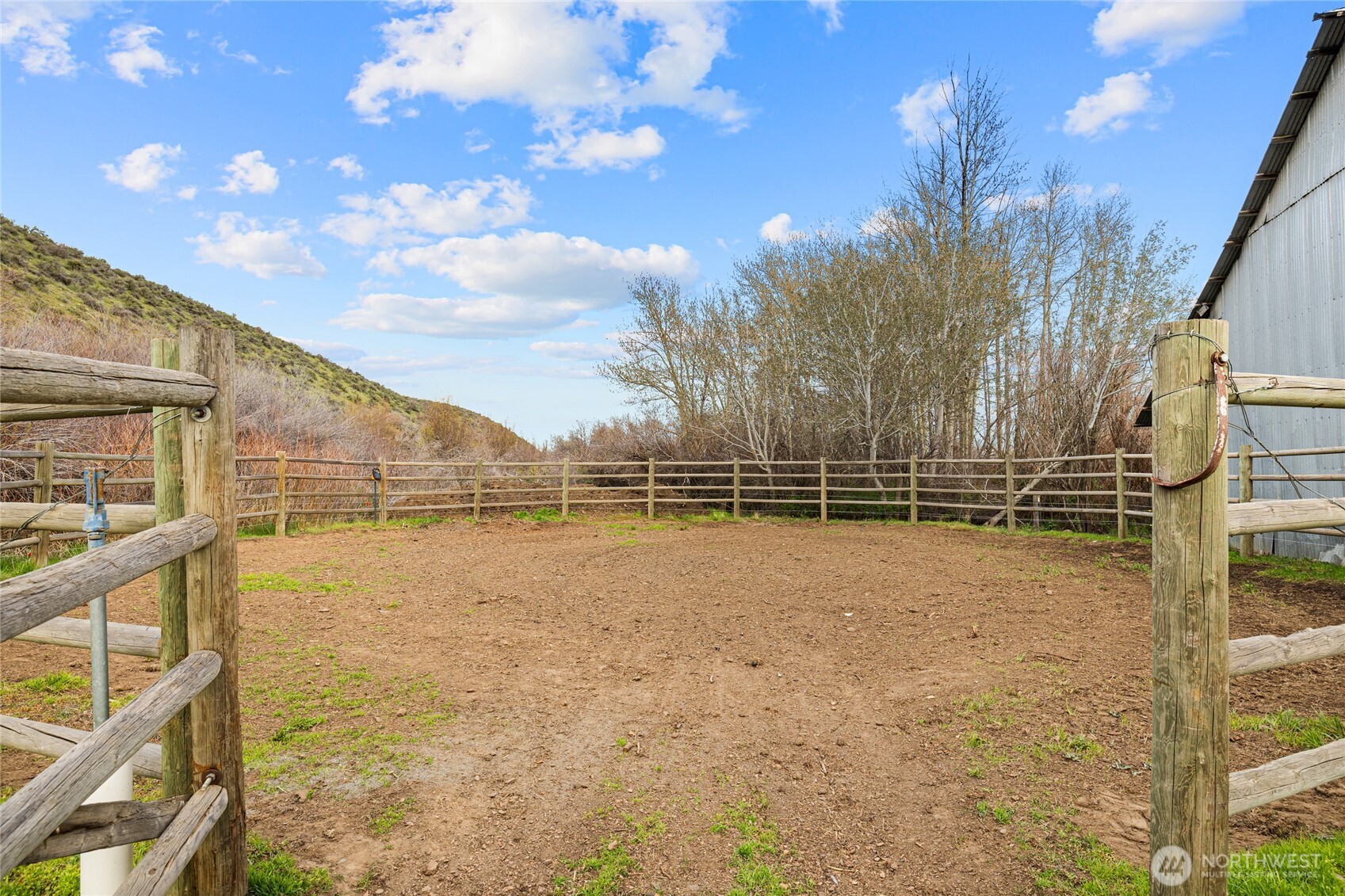 3661 East Taneum Road Thorp, WA 98946 - Photo 31 of 39