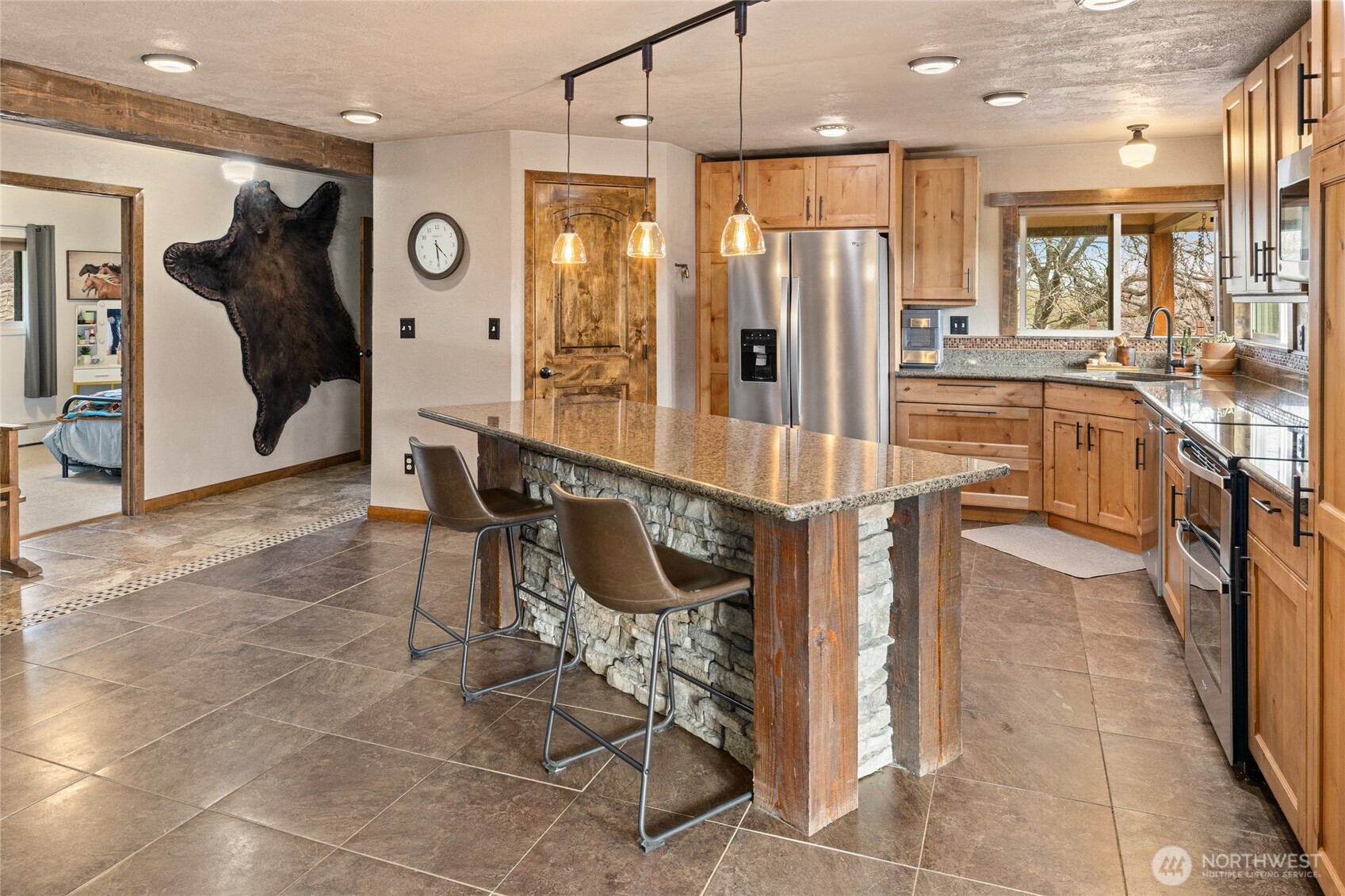 3661 East Taneum Road Thorp, WA 98946 - Photo 4 of 39
