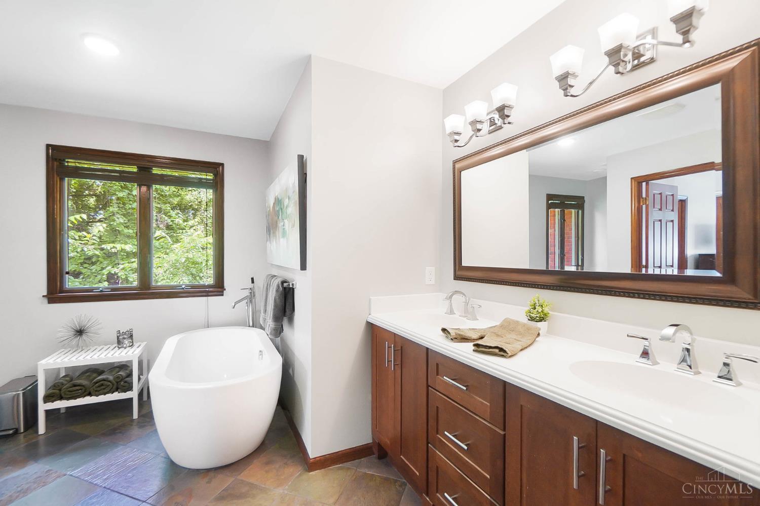 5765 Dry Ridge Road Cincinnati, OH 45252 - Photo 39 of 75 Gallery Image 39