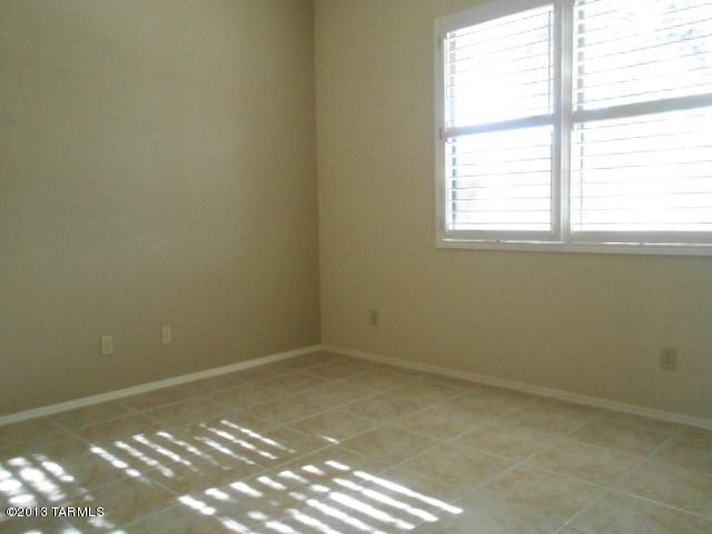 7162 West Oracle Ridge Trail Tucson, AZ 85743 - Photo 15 of 31 Gallery Image 15