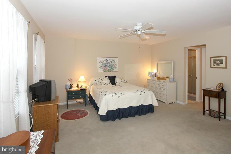 2182 Greenkeepers Court Reston, VA 20191 - Photo 15 of 29 Bedroom (Master)