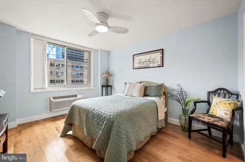 $475,000 | 1901 John F Kennedy Boulevard, Unit 1618, Philadelphia, PA 19103