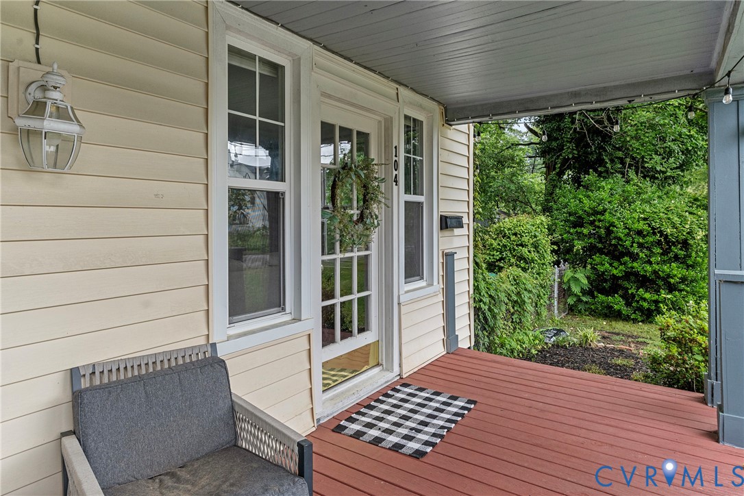 104 West Union Street Sandston, VA 23150 - Photo 2 of 33 a view of a house with a porch