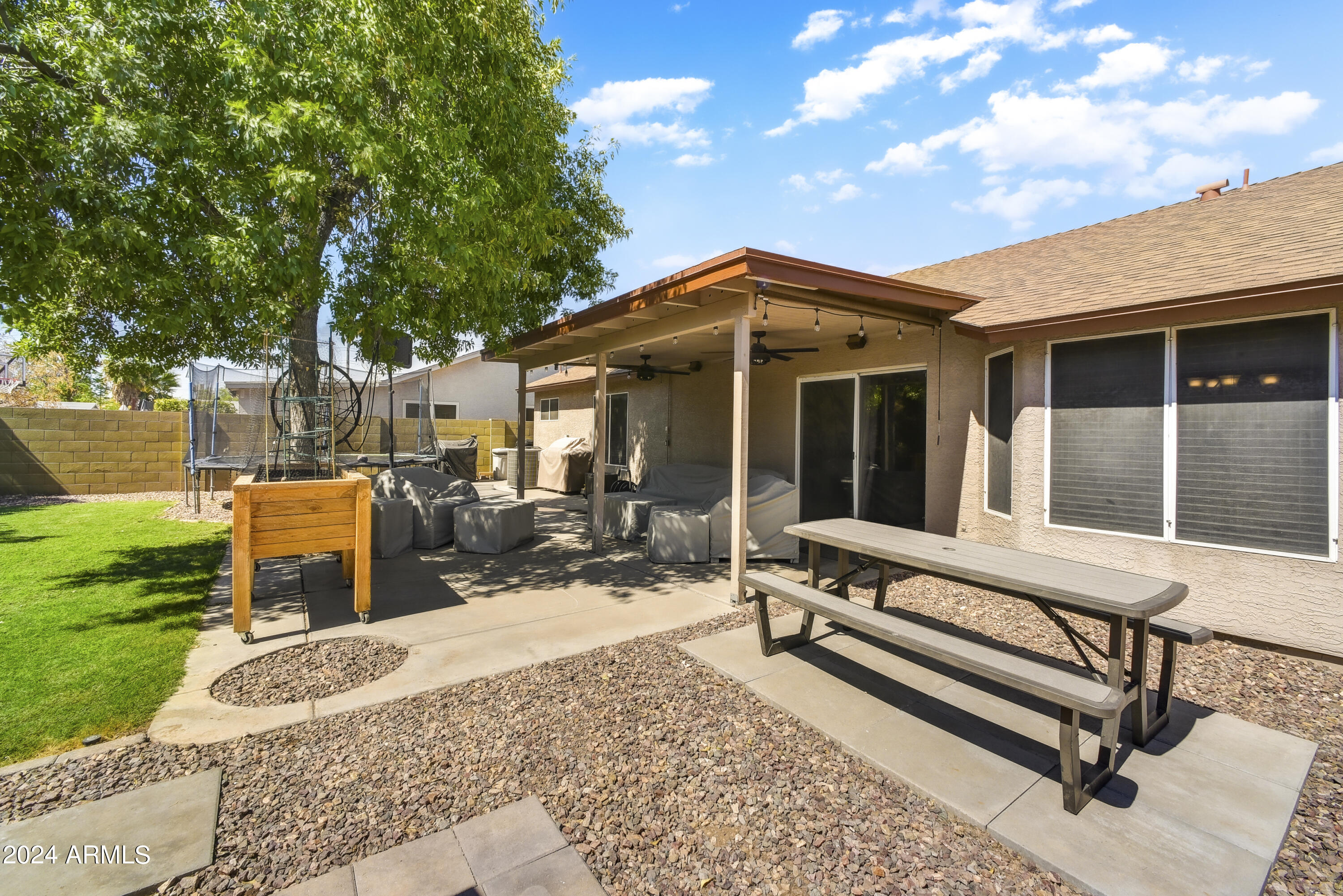 2073 East Ranch Court Gilbert, AZ 85296 - Photo 16 of 24 MD1_2018_19_20_21_22 copy