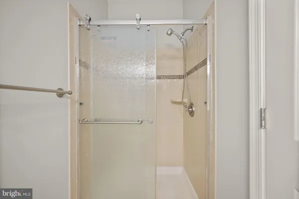 $1,700 | 420 North Collington Avenue, Baltimore, MD 21231