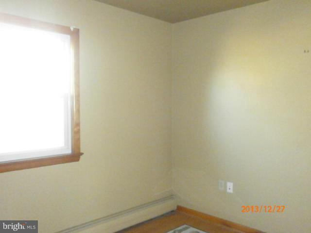 502 Buffalo Road Mount Airy, MD 21771 - Photo 3 of 4 Bedroom