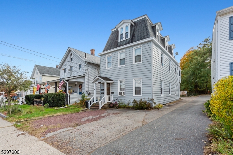 25 Kiel Avenue Butler, NJ 07405 - Photo 2 of 26