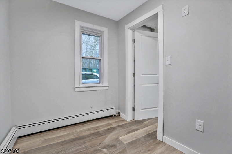 25 Kiel Avenue Butler, NJ 07405 - Photo 5 of 26