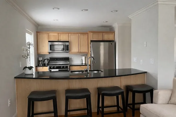 $849,000 | 11 Whitney Street, Unit 11, Brookline, MA 02467