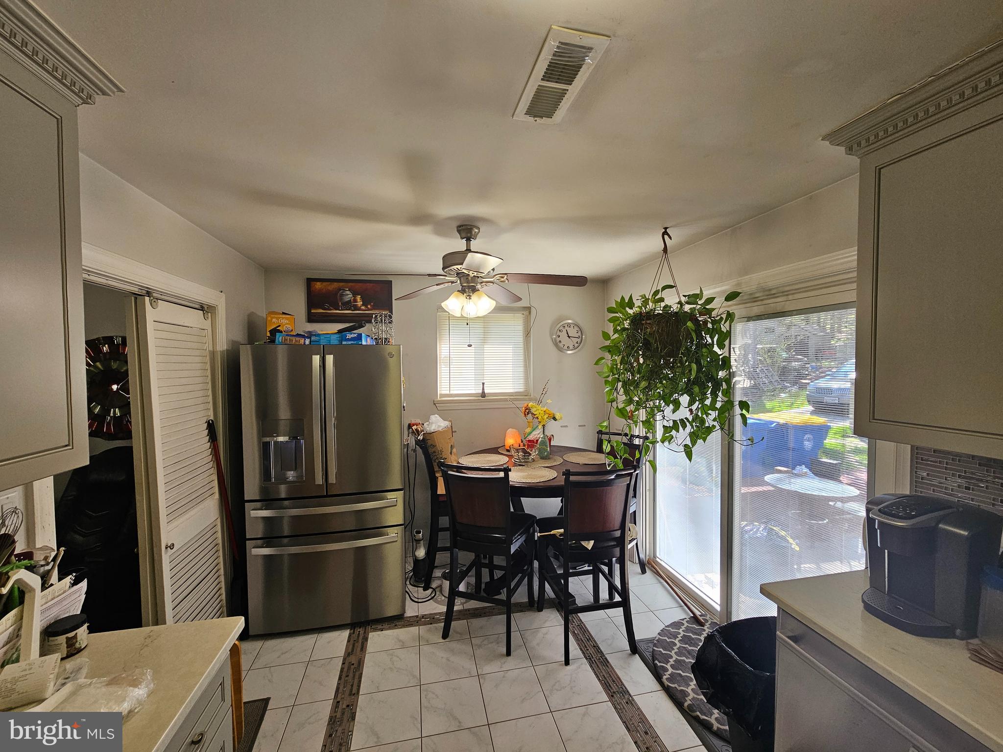 6405 Woodland Road Suitland, MD 20746 - Photo 7 of 23