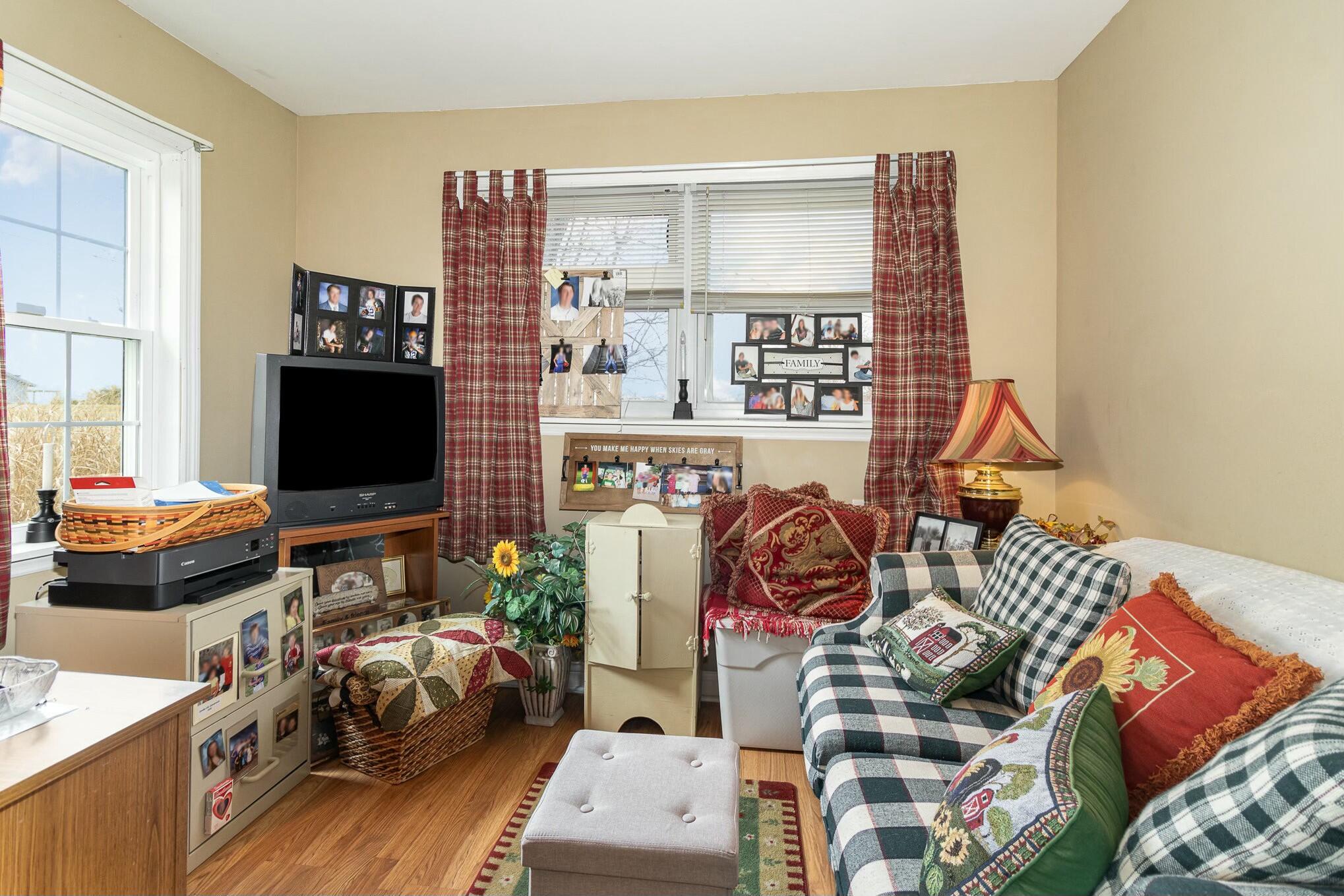 13296 Peach Grove Road California, KY 41007 - Photo 7 of 40