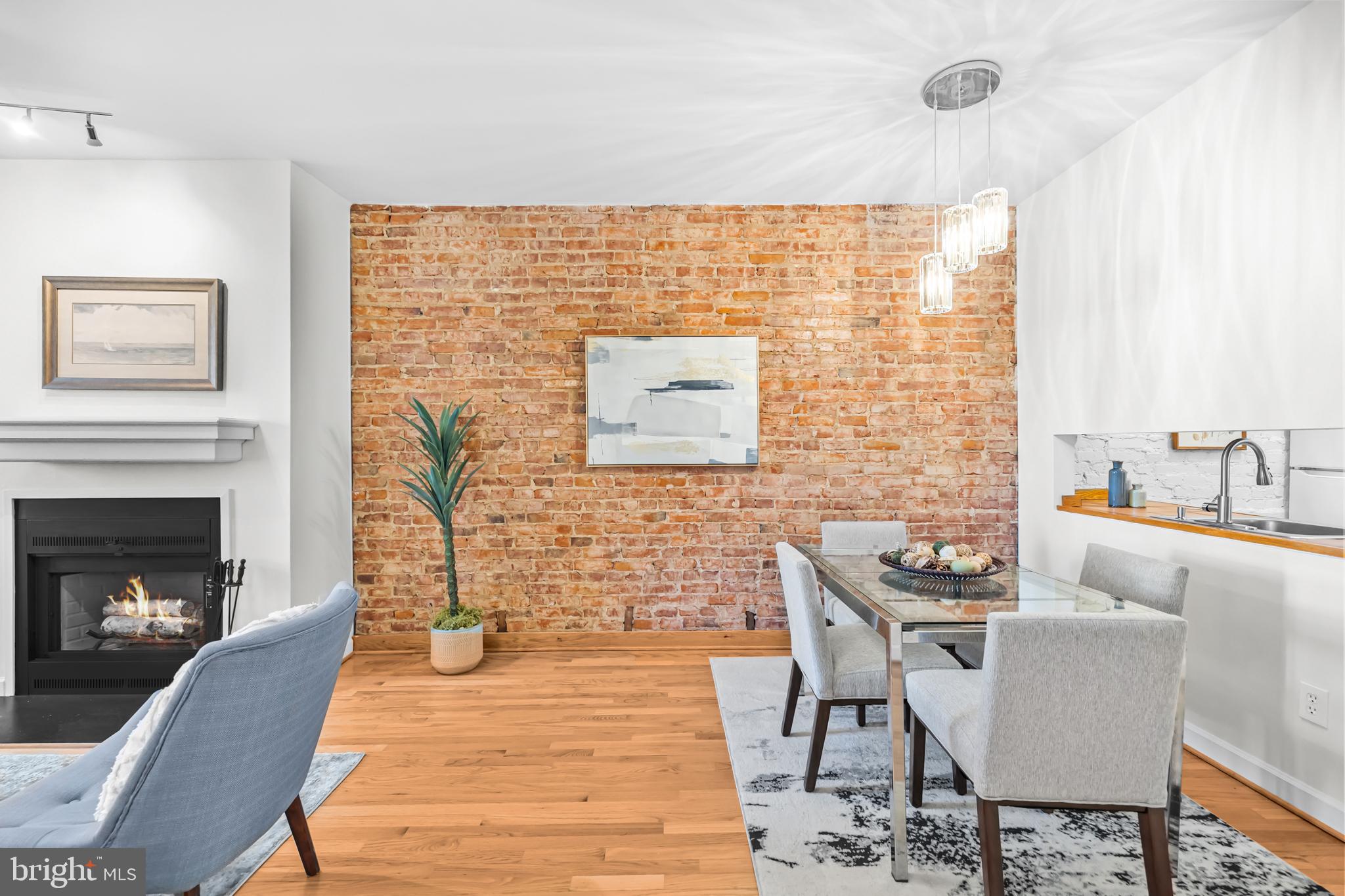 1239 C Street Southeast, Unit 1 Washington, DC 20003 - Photo 4 of 38