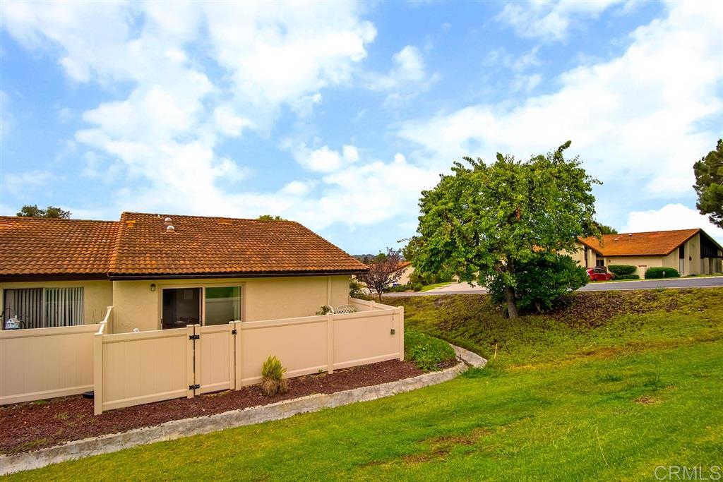 1804 Stanton Road Encinitas, CA 92024 - Photo 19 of 25