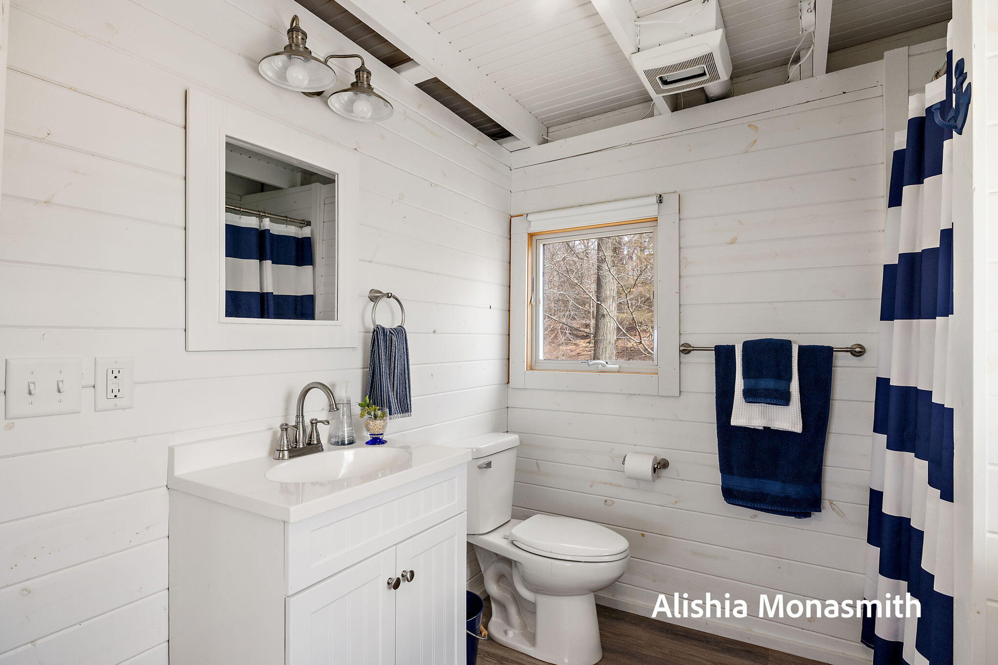 15058 Stickney Ridge Road Grand Haven, MI 49417 - Photo 26 of 61 44-web-or-mls-2R9A3199