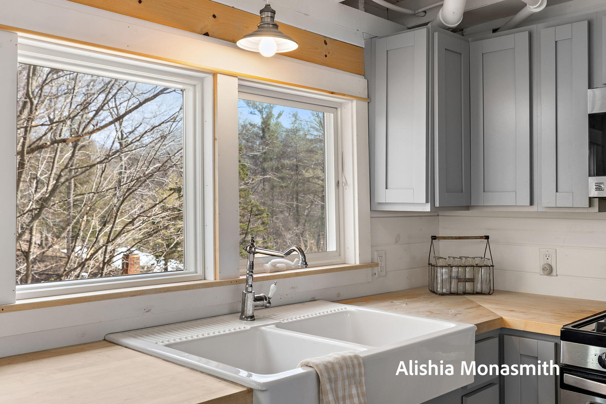 15058 Stickney Ridge Road Grand Haven, MI 49417 - Photo 8 of 61 41-web-or-mls-2R9A3180