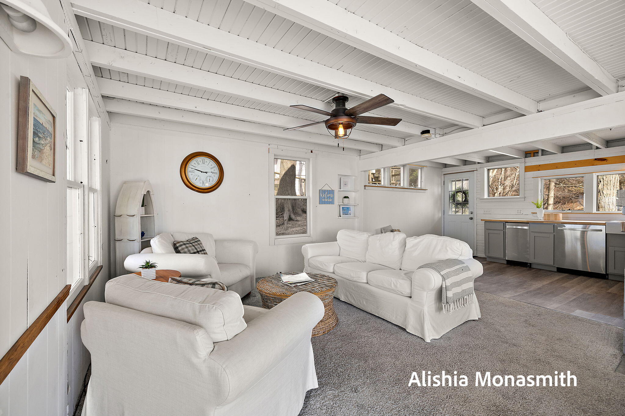 15058 Stickney Ridge Road Grand Haven, MI 49417 - Photo 10 of 61 36-web-or-mls-2R9A3130