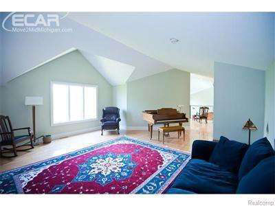 11389 Faussett Road Fenton, MI 48430 - Photo 15 of 32 20450225-14.JPG