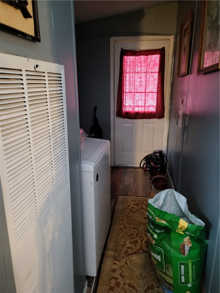 538 Ceresna Road Delhi, NY 13753 - Photo 2 of 33 Laundry room
